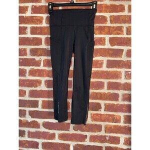 Lululemon Fast‎ and Free crop ll Nulux size 2